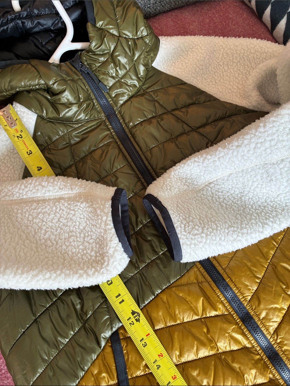 MOUNTAIN HARDWEAR Altius Hoody Fleece Puffer - Picture 10 of 16